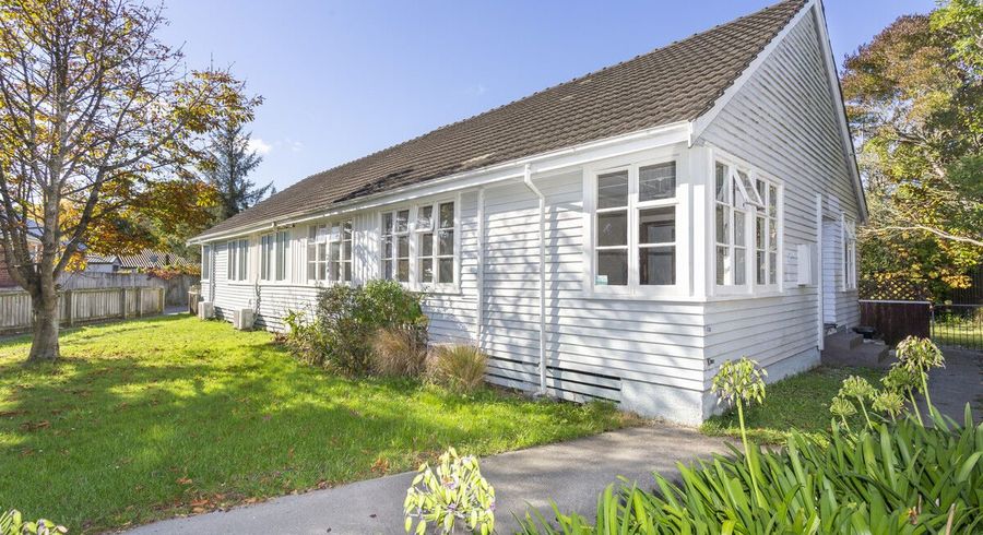  at 14 Karamu Street, Riccarton, Christchurch City, Canterbury