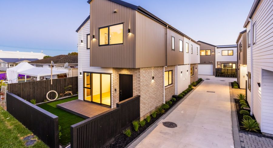  at 7/4 Bingara Place, Favona, Manukau City, Auckland