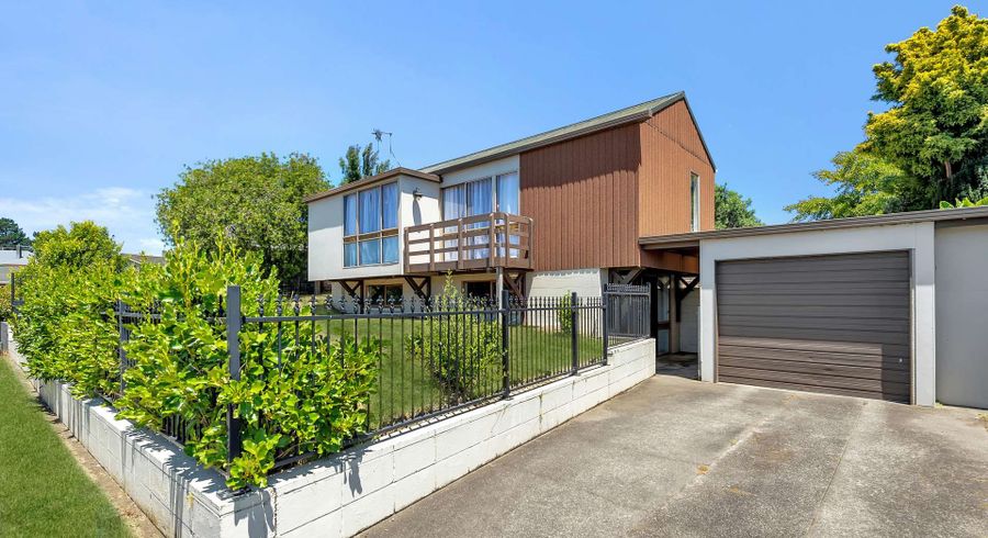  at 8 Banks Place, Tawhero, Whanganui