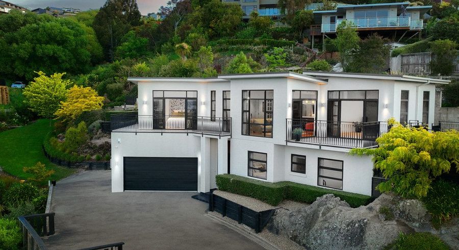  at 16 Iles Lane, Cashmere, Christchurch