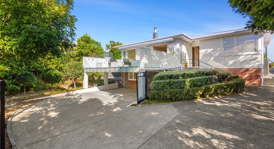  at 9A Matata Street, Blockhouse Bay, Auckland