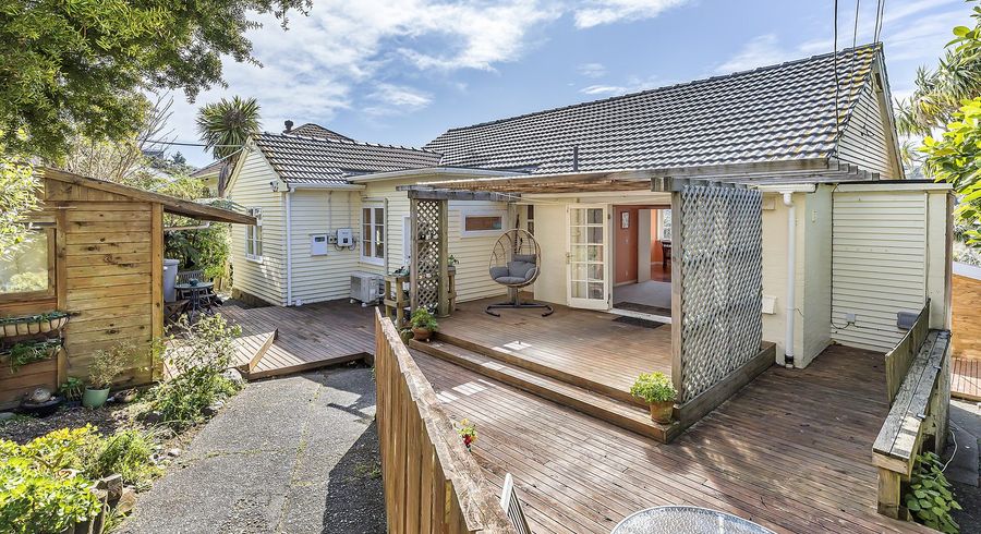  at 13 St Albans Avenue, Karori, Wellington