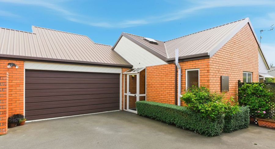  at 2/60 Lancewood Drive, Halswell, Christchurch City, Canterbury
