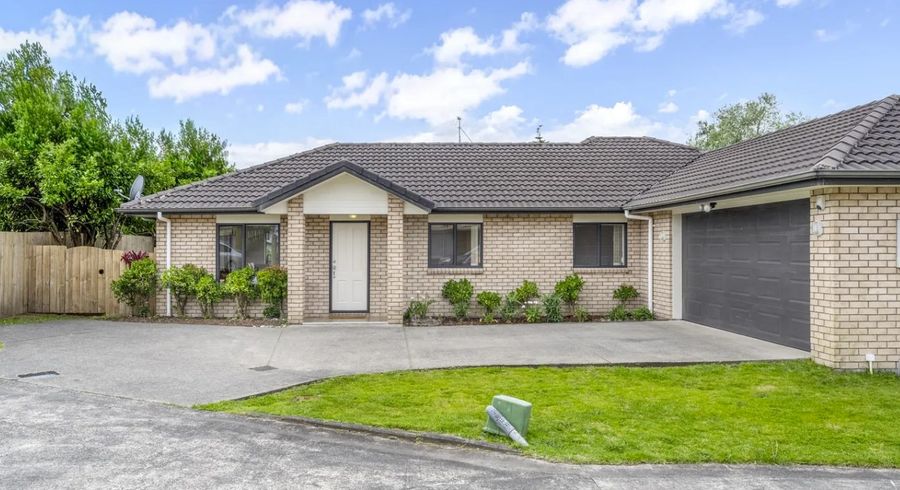  at 12 Cade Place, Weymouth, Manukau City, Auckland