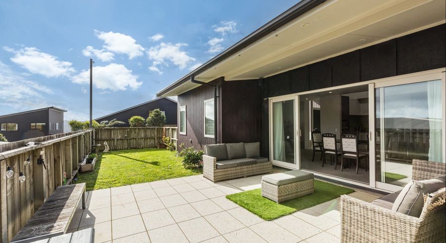  at 60 Cedarwood Street, Woodridge, Wellington