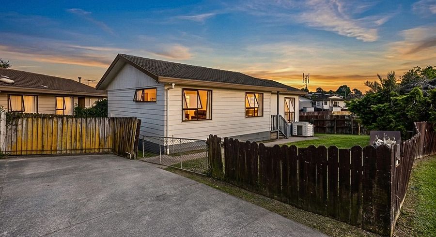  at 1/22 Silver Creek Road, Clendon Park, Manukau City, Auckland