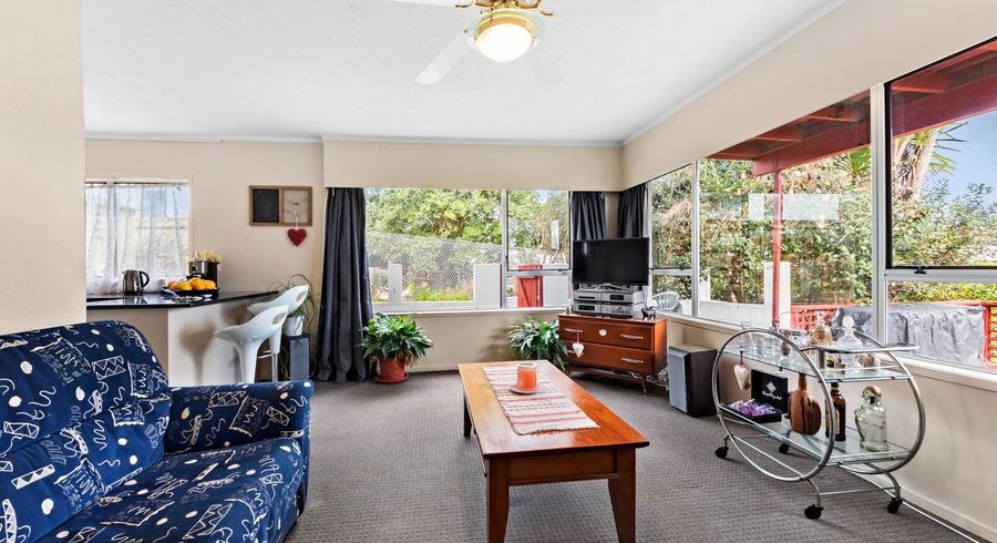  at 2/26 Copley Street, New Lynn, Auckland
