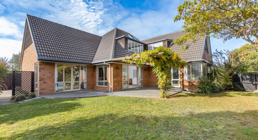  at 6 Courtfield Close, Parklands, Christchurch