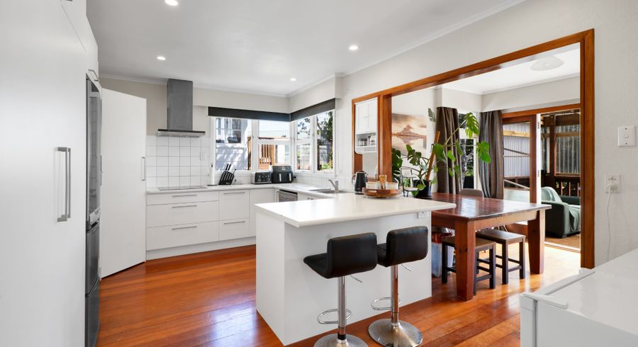  at 542 Devon Street West, Blagdon, New Plymouth