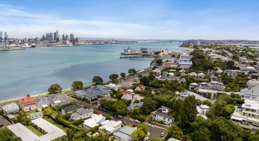  at 9A Garden Terrace, Devonport, North Shore City, Auckland