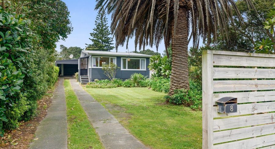  at 8 The Avenue, Otaki Beach, Kapiti Coast, Wellington
