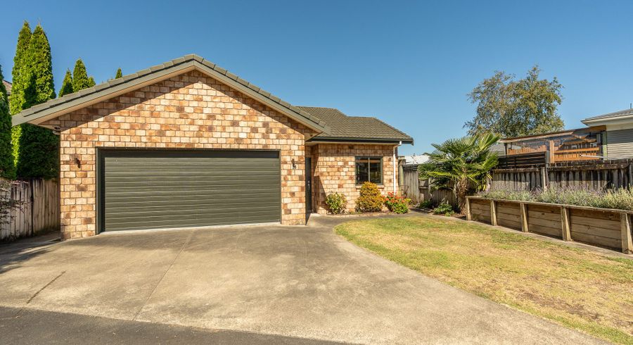  at 16 Gordon Street, Hillcrest, Hamilton