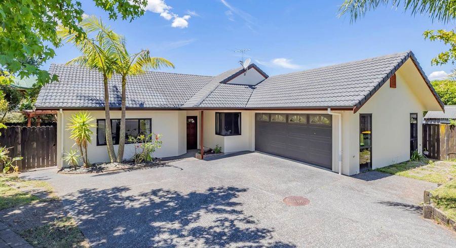  at 7 Northern Rata Place, Albany, Auckland