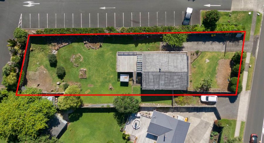  at 665 Swanson Road, Swanson, Auckland