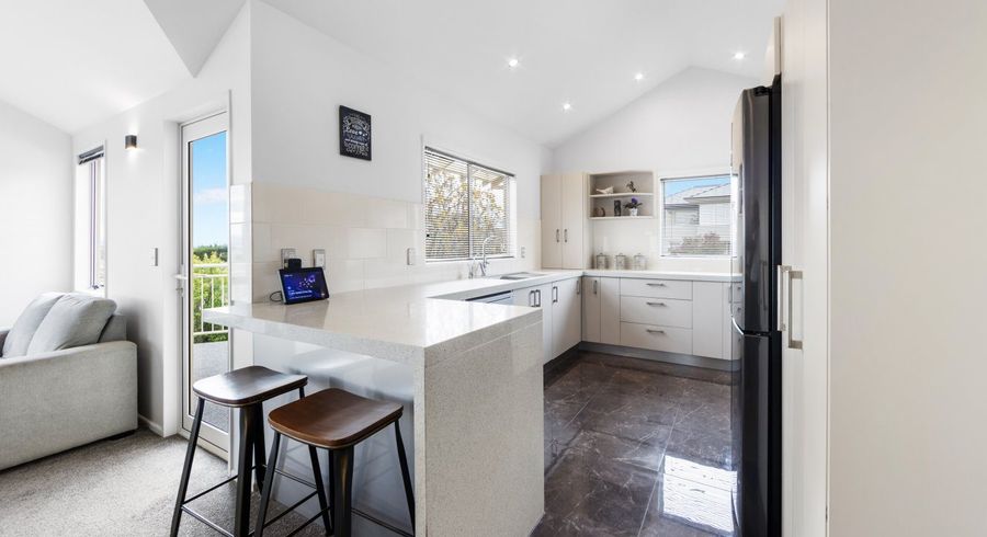  at 4 Somerton Rise, Westmorland, Christchurch City, Canterbury