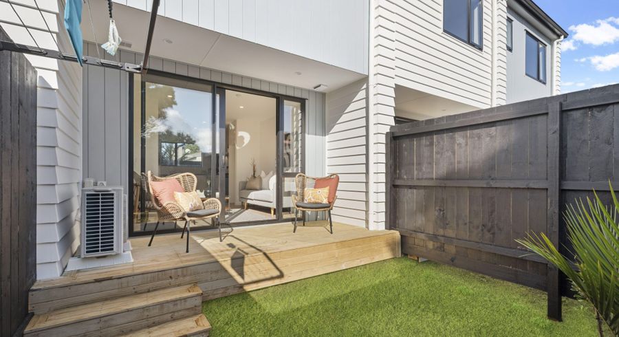  at 4/3 Derrett Place, Mangere Bridge, Manukau City, Auckland