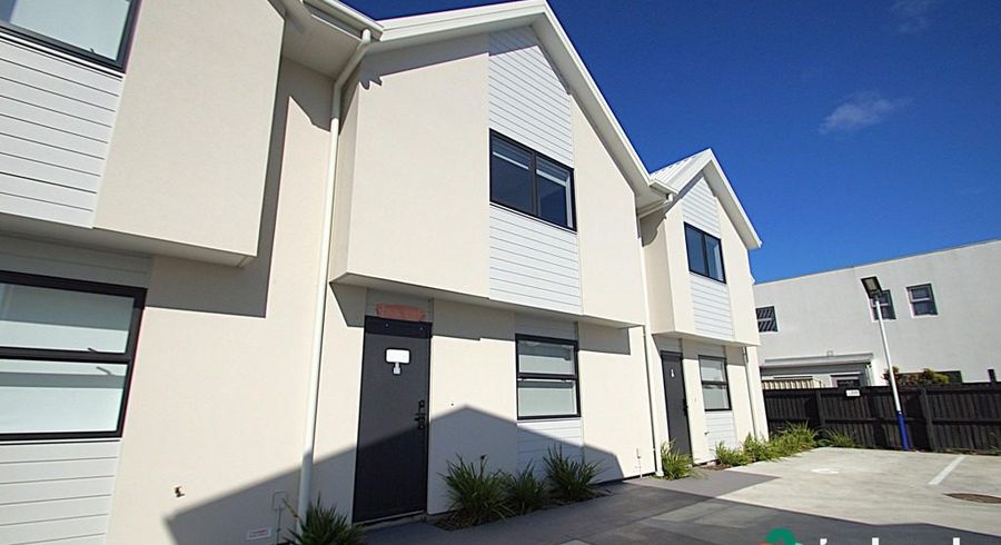  at 2/32 Cross Street, Phillipstown, Christchurch City, Canterbury