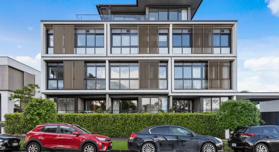  at 102/9 Walmer Road, Point Chevalier, Auckland City, Auckland