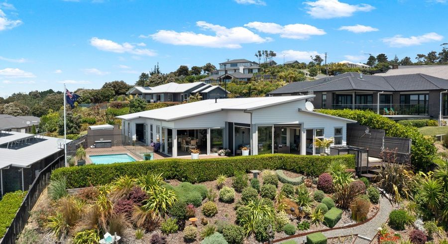  at 15 Woodridge Drive, Stanmore Bay, Whangaparaoa