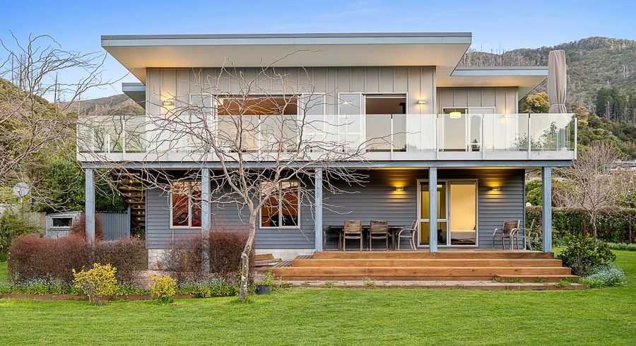  at 6 Phillips Road, Picton