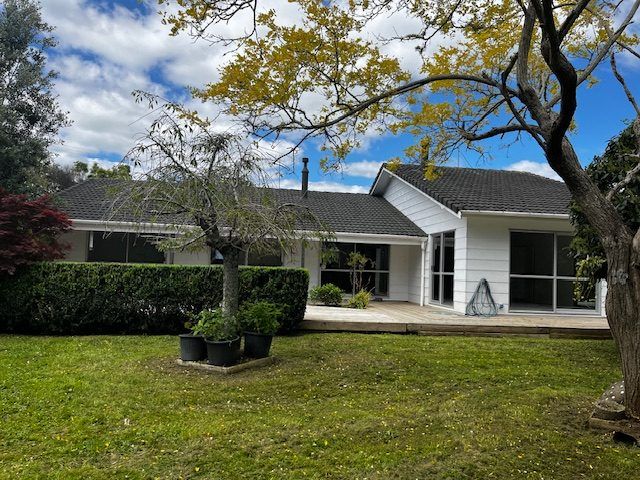  at 129 Whitford Park Road, Manurewa