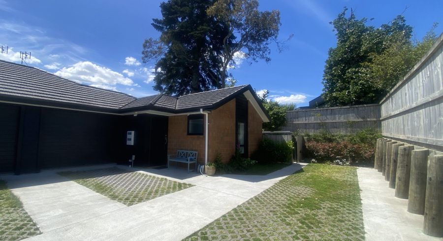  at 4/15 Alison Street, Hamilton Lake, Hamilton, Waikato