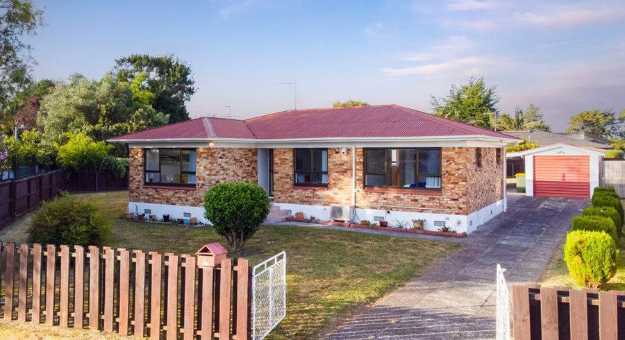  at 57 Rosehill Drive, Rosehill, Papakura