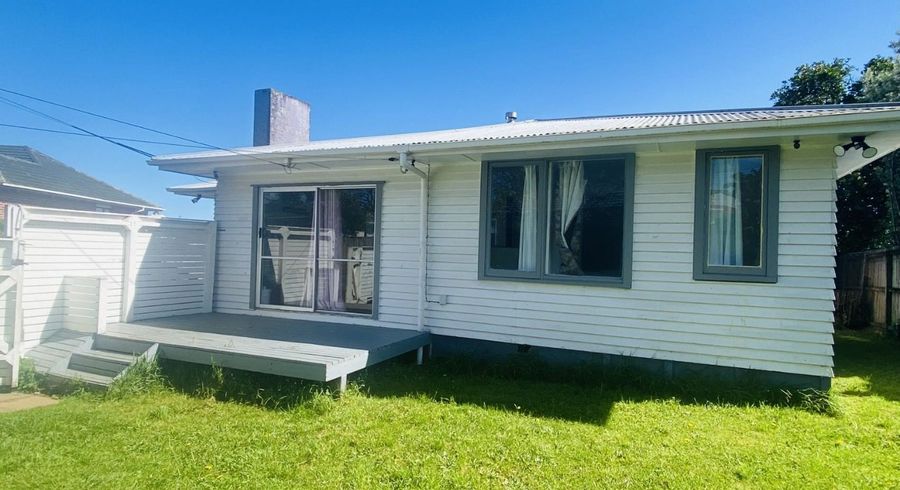  at 30 Haughey Ave, Hillsborough, Auckland City, Auckland