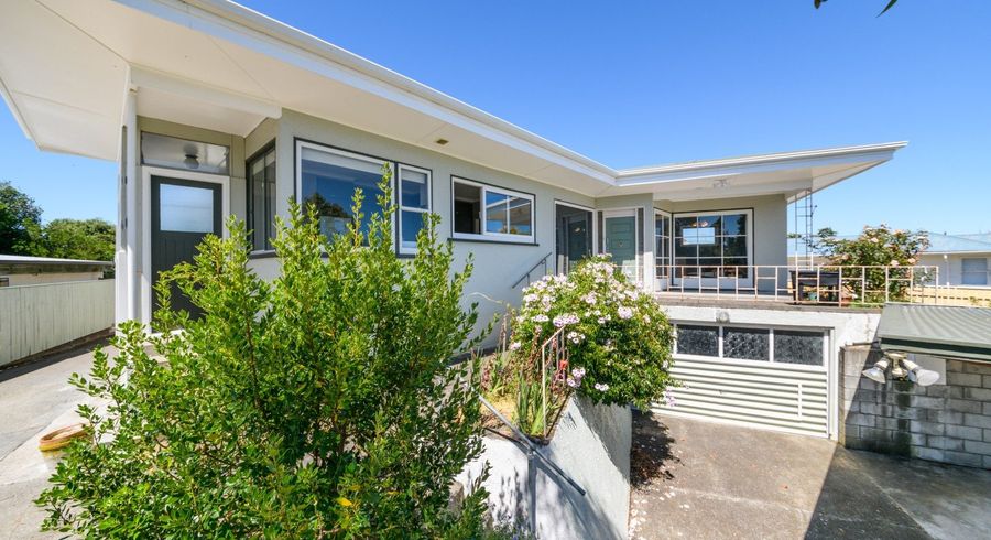  at 33 Sheffield Street, Awapuni, Palmerston North