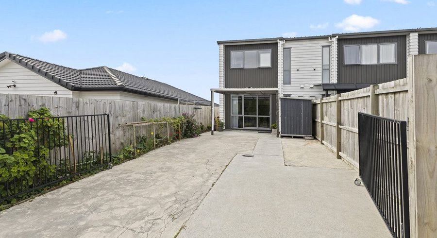  at 83 Thomas Road, Flat Bush, Manukau City, Auckland