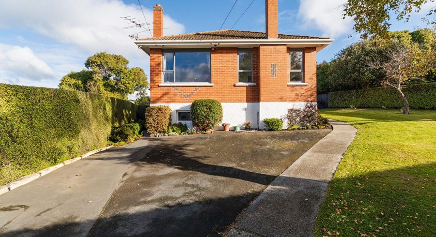  at 10 Jubilee Street, Belleknowes, Dunedin