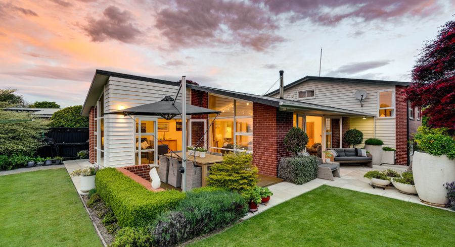  at 10 Powell Crescent, Ilam, Christchurch