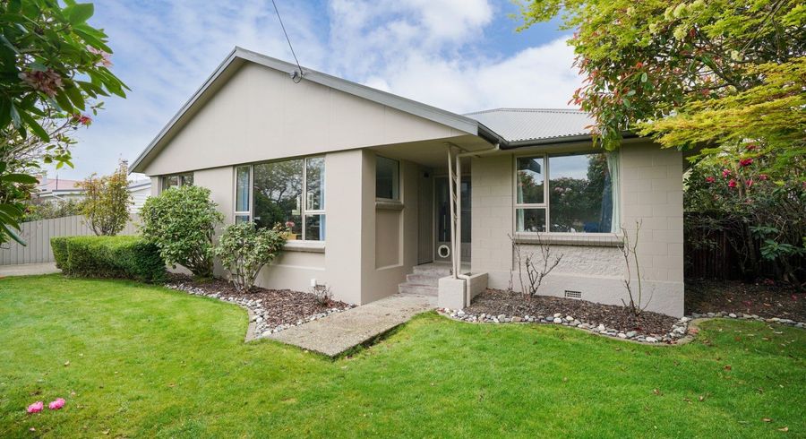  at 27 Dudley Street, Grasmere, Invercargill