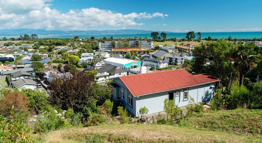  at 83 Tahunanui Drive, Tahunanui, Nelson