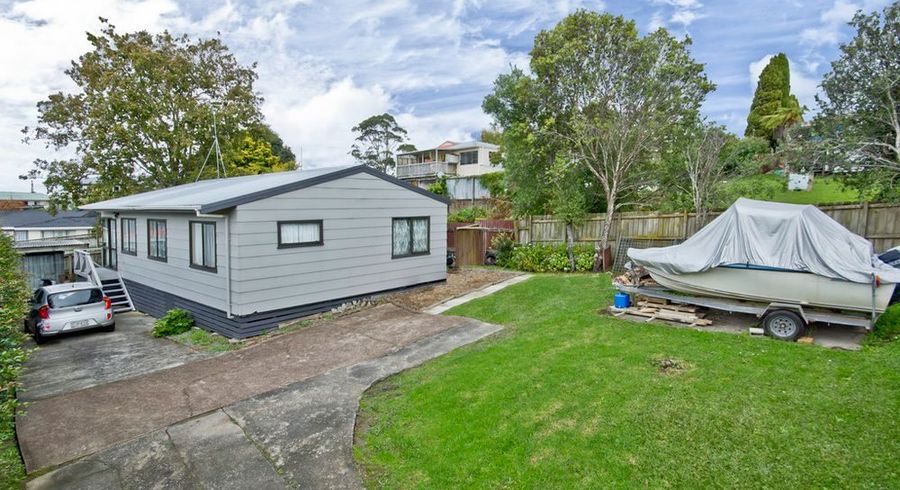  at 1/21 Lowtherhurst Road, Massey, Waitakere City, Auckland