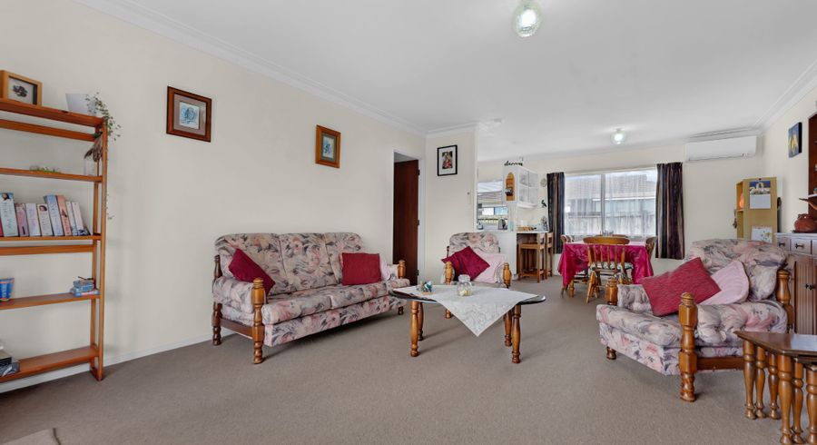  at 2/10 Duke Street, Papakura, Papakura, Auckland