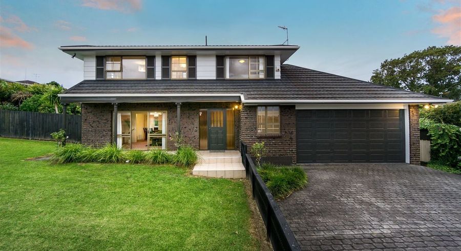  at 33 James Evans Drive, Northcote, North Shore City, Auckland