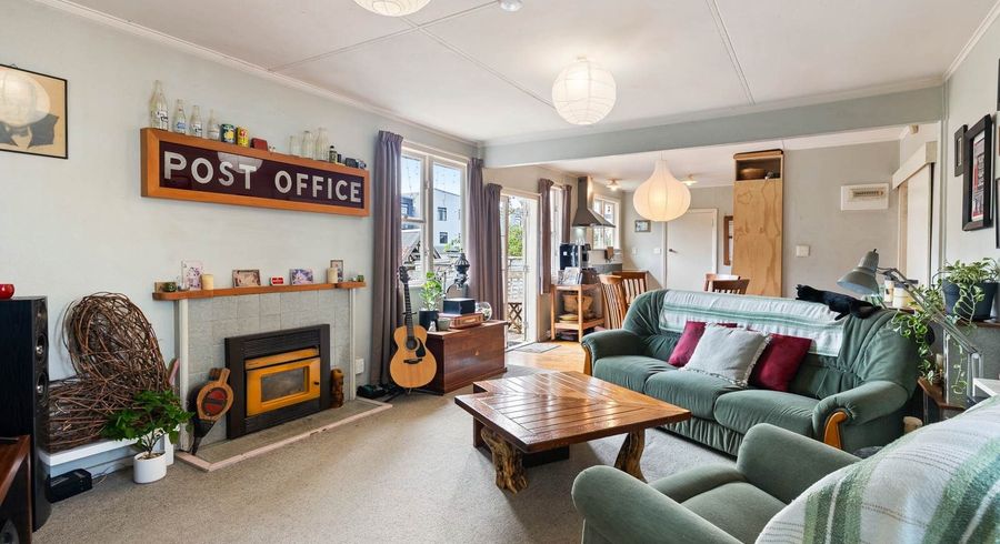  at 9 Mavis Place, Beach Haven, North Shore City, Auckland