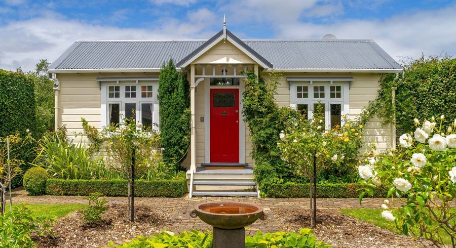  at 120 Regent Street, Martinborough