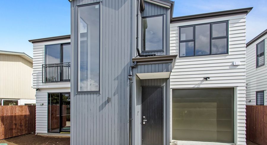  at 165 Waimumu Road, Massey, Waitakere City, Auckland