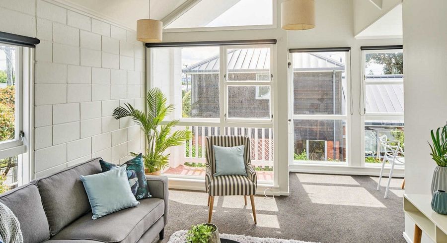  at 5/3 Kowhai Street, Eastbourne, Lower Hutt, Wellington