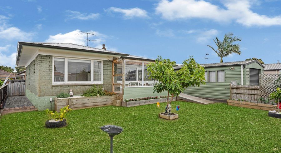  at 6 Paterson Avenue, Pukekohe, Pukekohe
