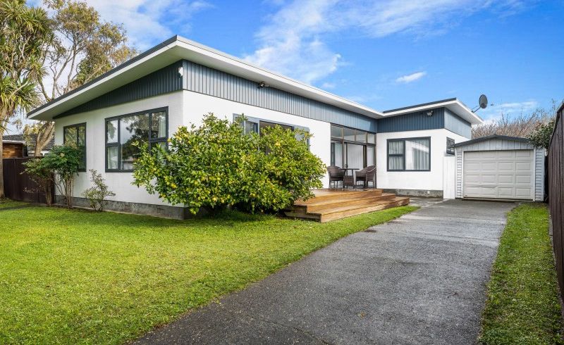  at 43 Brightwater Crescent, Totara Park, Upper Hutt