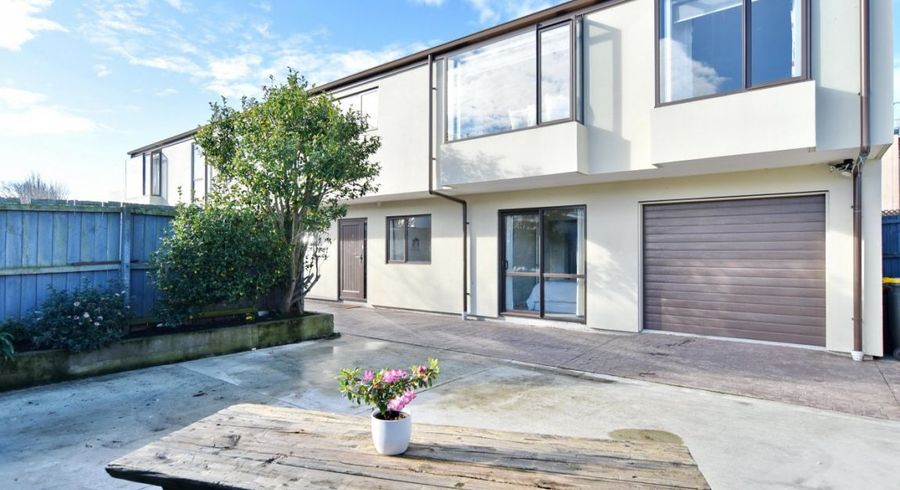  at 2/4 Nova Place, Christchurch Central, Christchurch
