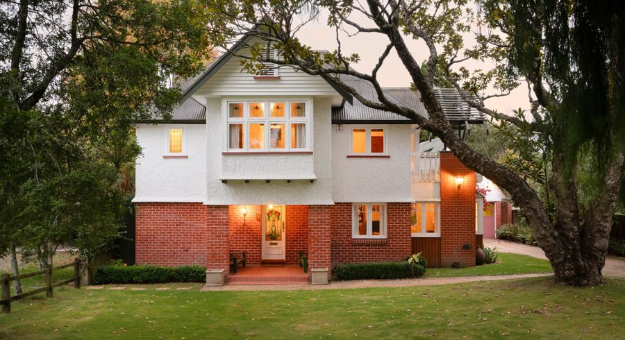  at 25 Anglesea Street, Hamilton Central, Hamilton