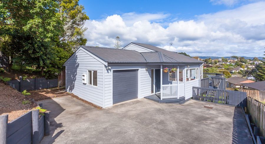  at 115A Rosier Road, Glen Eden, Waitakere City, Auckland
