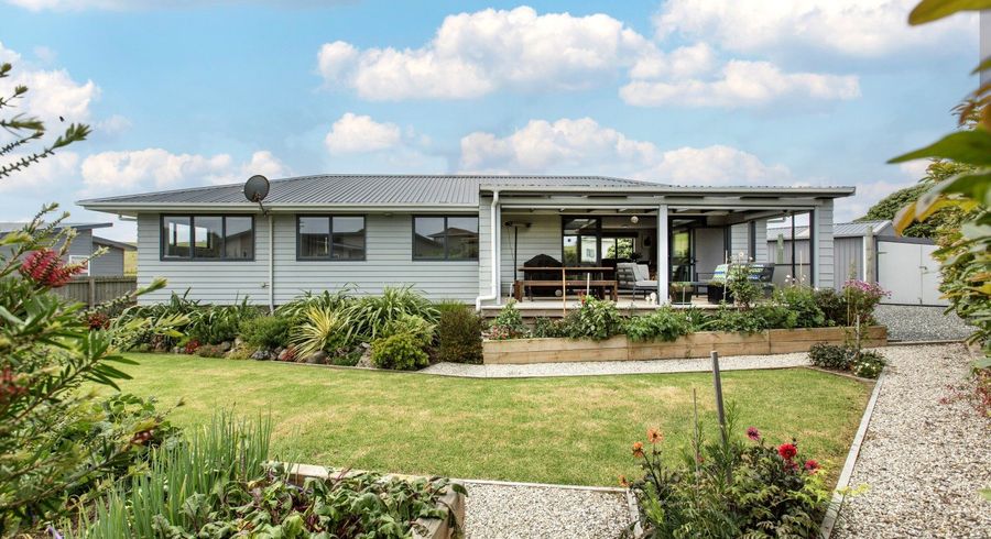  at 7 Sunset Drive, Baylys Beach, Dargaville