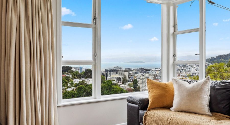  at 8 Durham Crescent, Aro Valley, Wellington, Wellington