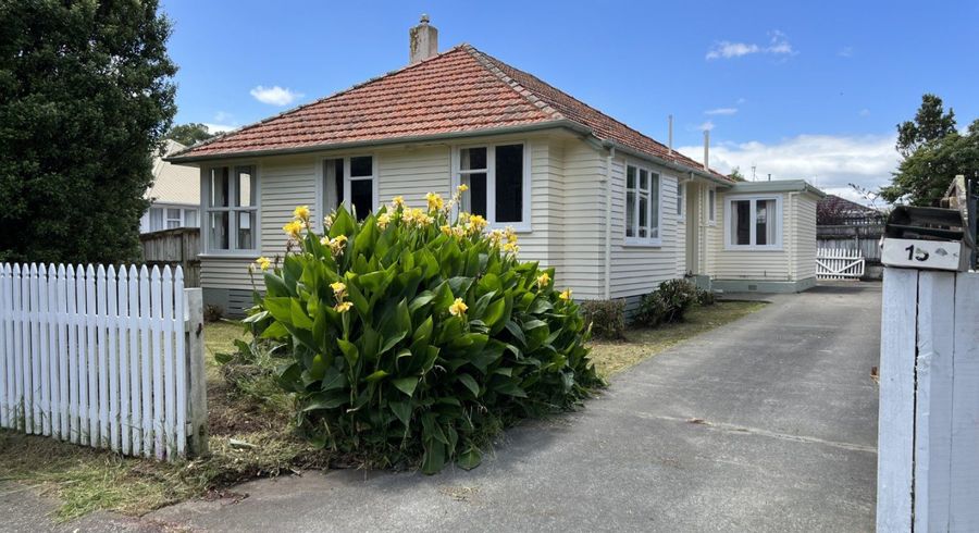  at 15 Manawatu Street, Hokowhitu, Palmerston North, Manawatu / Whanganui