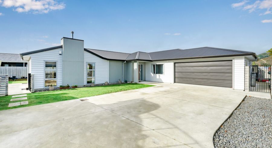  at 39 Gallipoli Place, Paraparaumu
